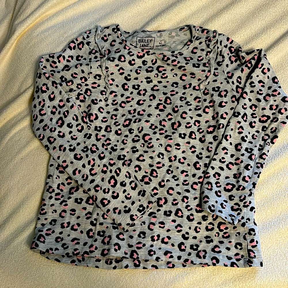 Size 6-7 long sleeve shirt by Bailey Lane